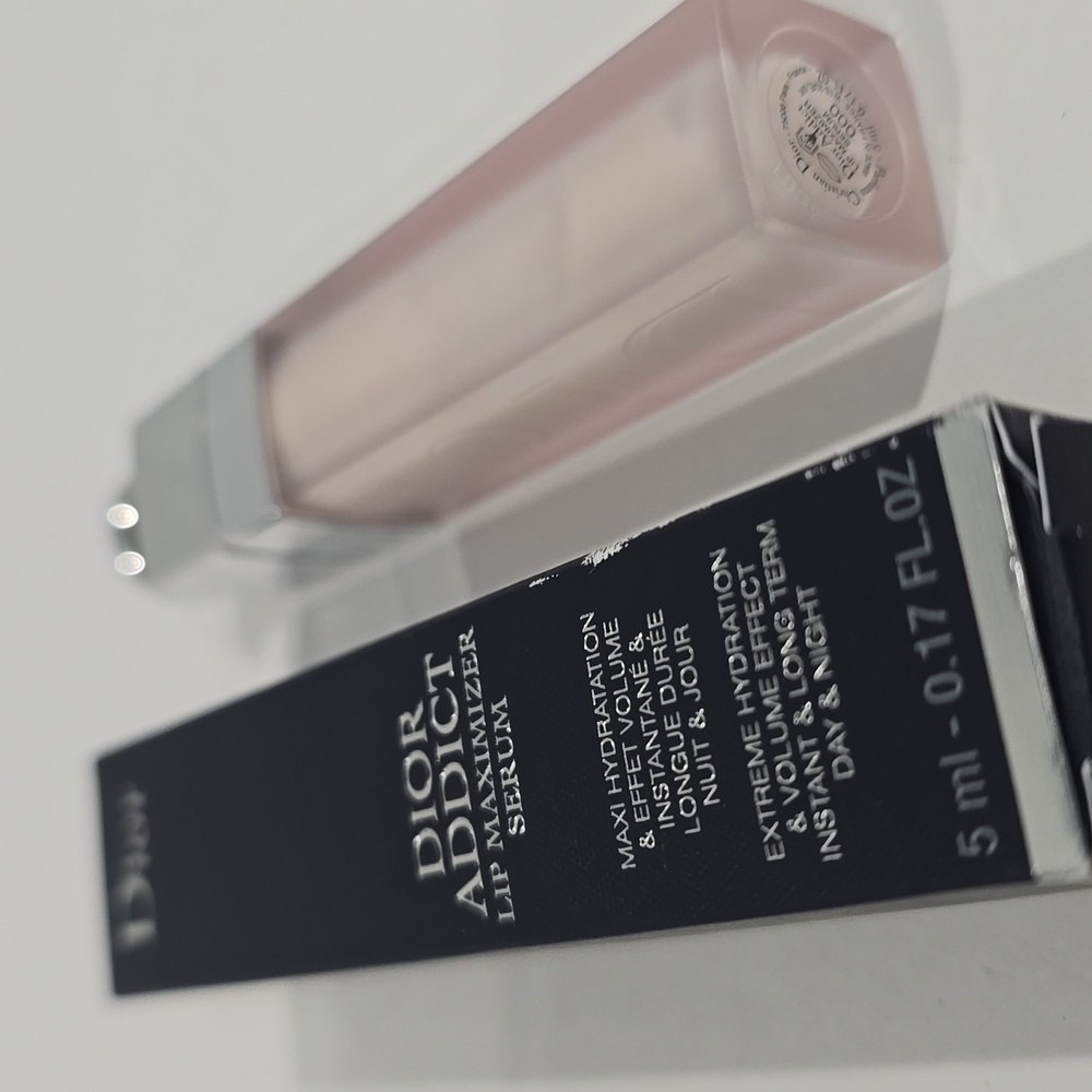 NIB 💚 Dior#000 UNIVERSAL CLEAR Lip Maximizer Serum✔️ NEW IN BOX